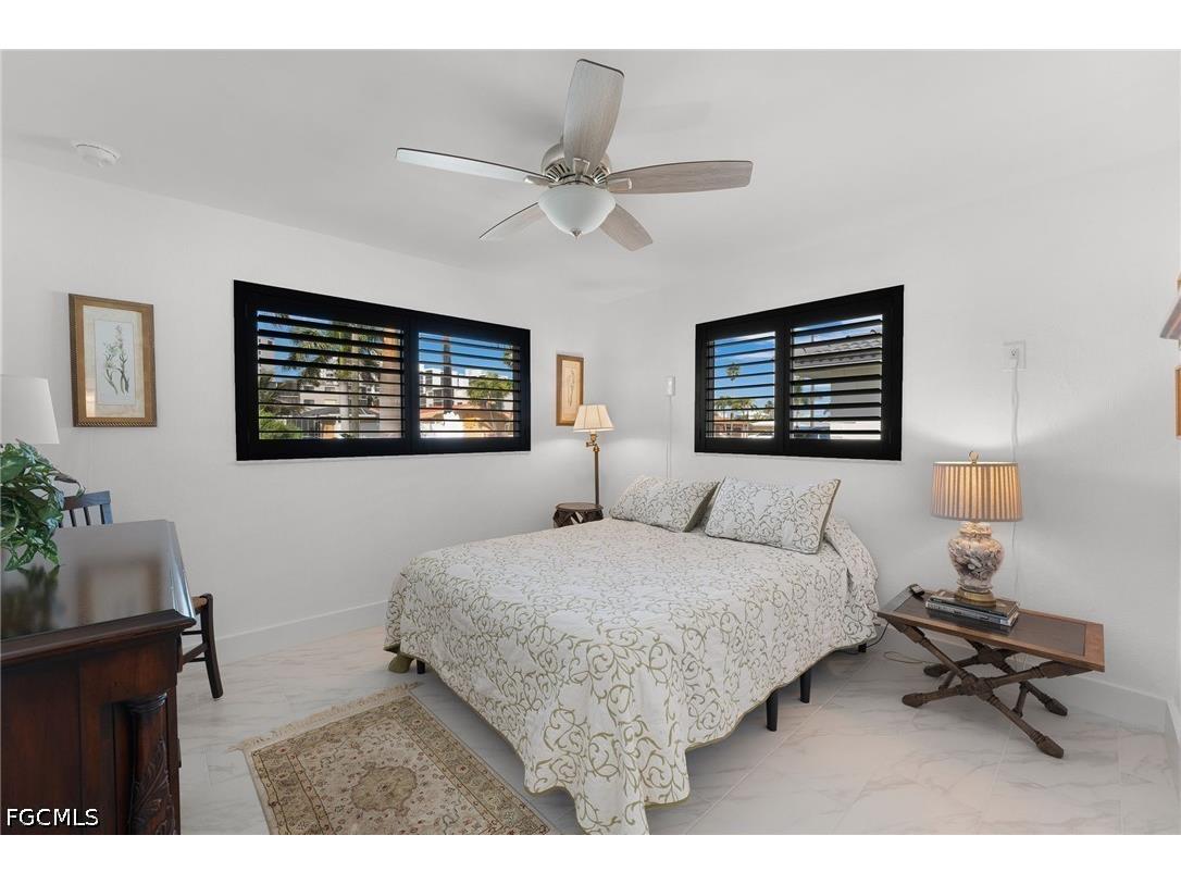 9 Fairview Boulevard Fort Myers Beach FL 33931 2026015718 image23