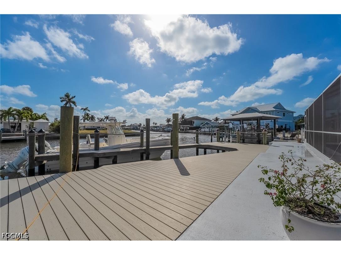 9 Fairview Boulevard Fort Myers Beach FL 33931 2026015718 image29