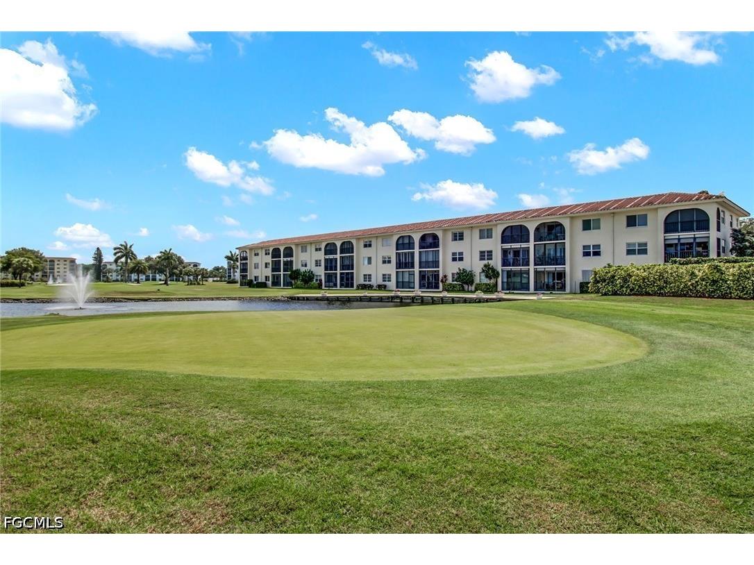 9 High Point Circle N #102 Naples FL 34103 2026018339 image32