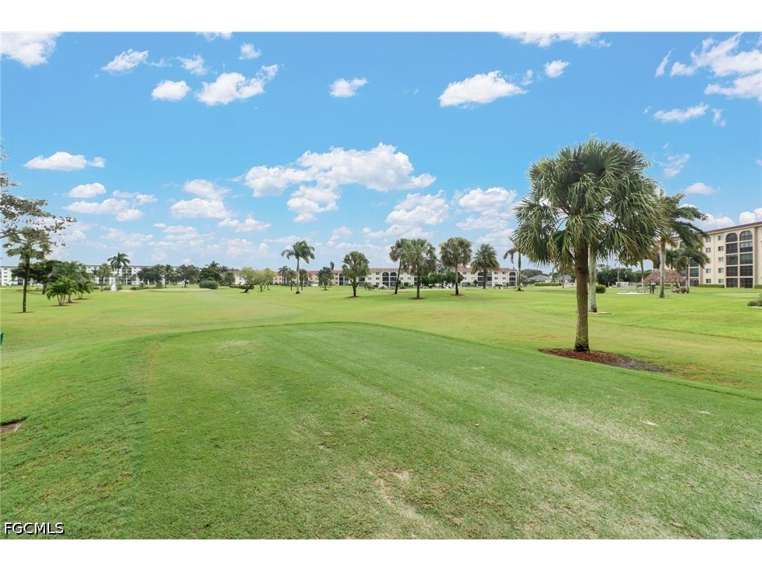 9 High Point Circle N #102 Naples FL 34103 2026018339 image39