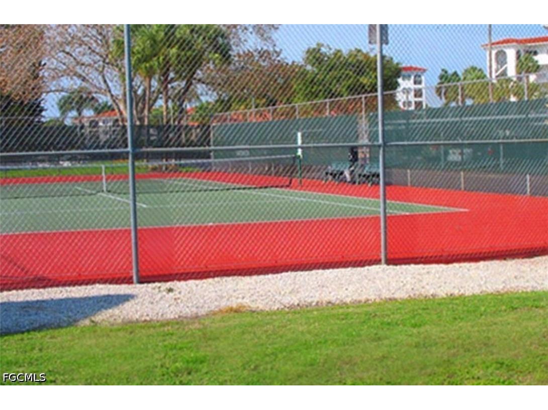 9 High Point Circle N #102 Naples FL 34103 2026018339 image42