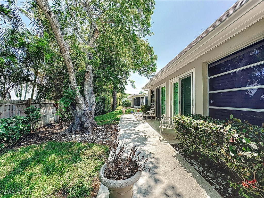 9 Knights Bridge Road #30 Naples FL 34112 225078047 image43