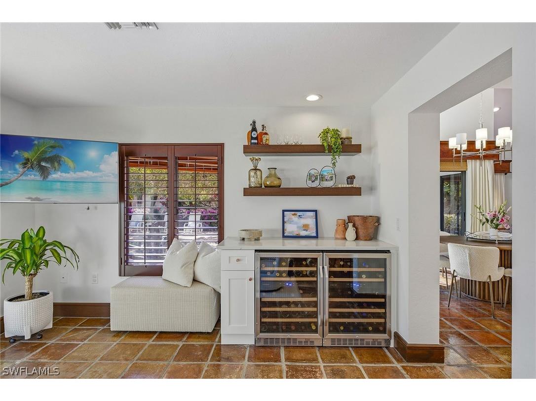 9 Las Brisas Way #10 Naples FL 34108 226006070 image11