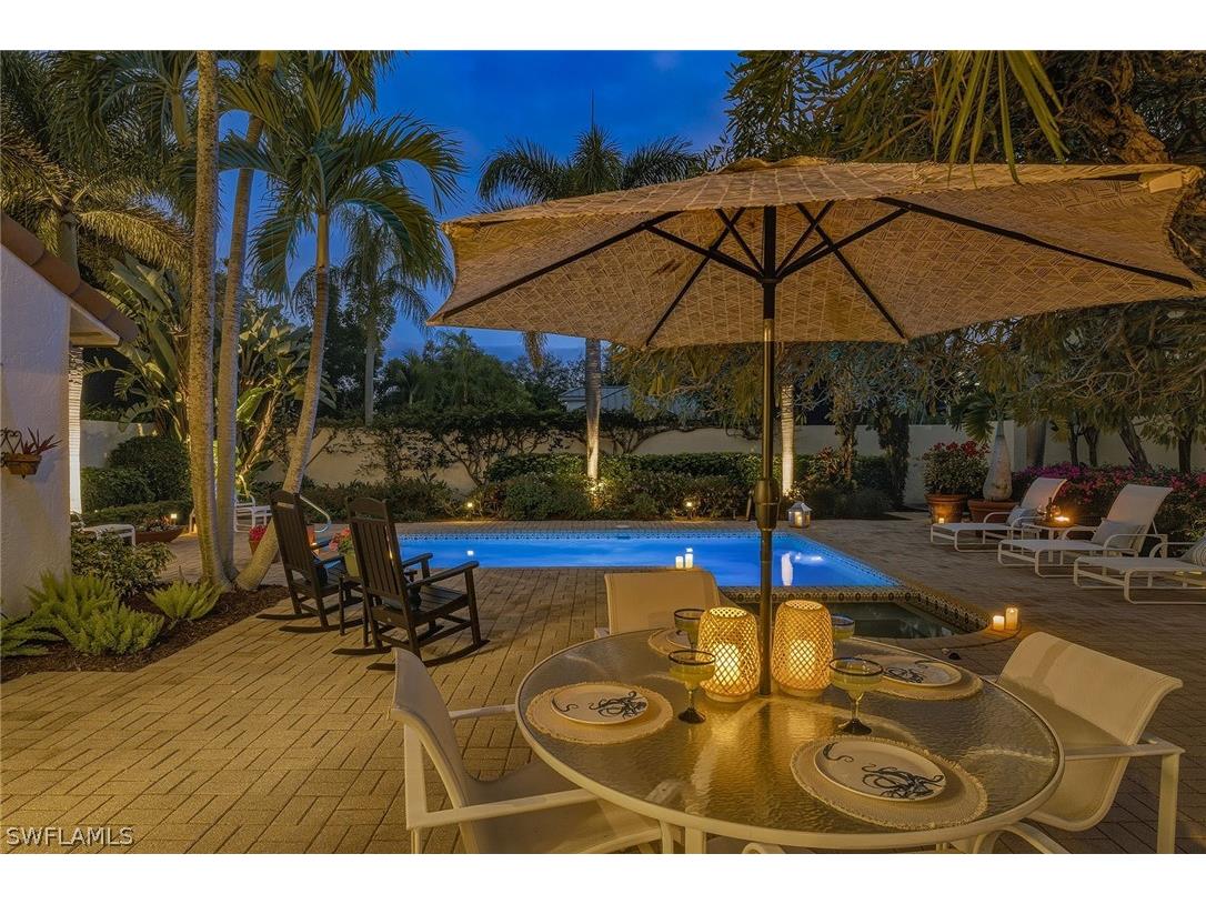 9 Las Brisas Way #10 Naples FL 34108 226006070 image13