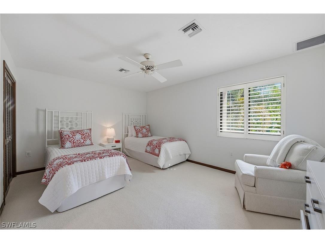 9 Las Brisas Way #10 Naples FL 34108 226006070 image19