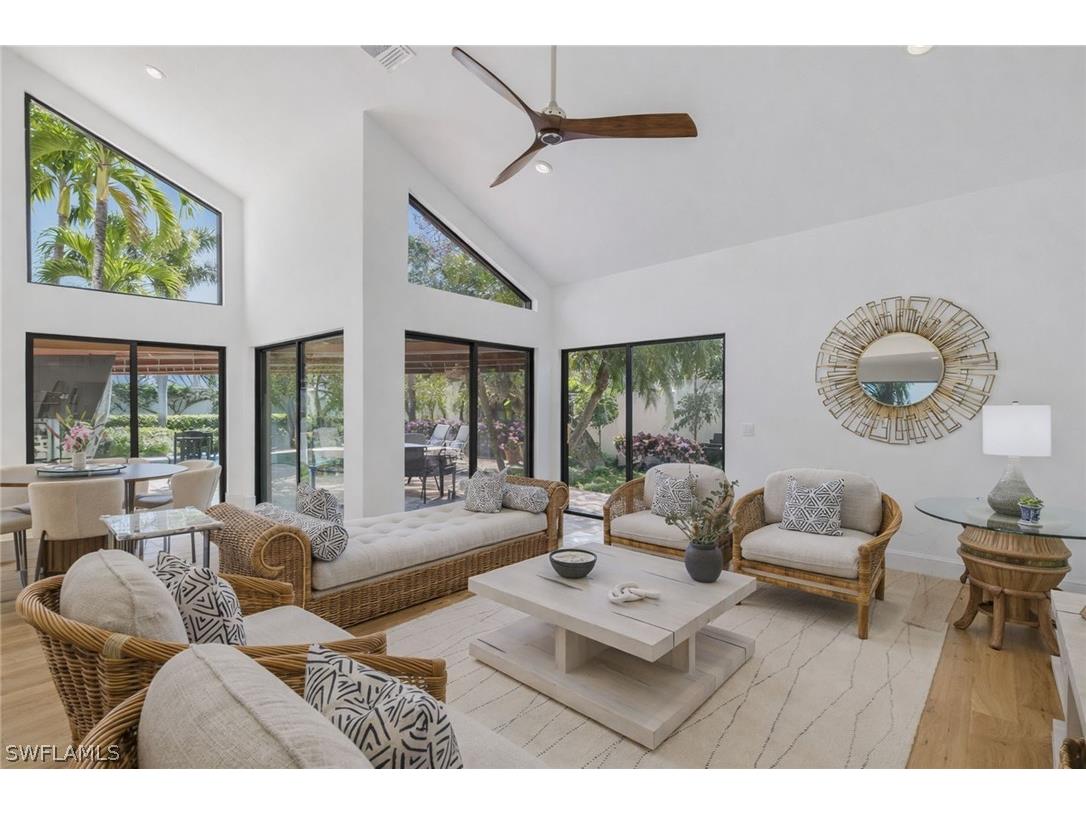 9 Las Brisas Way #10 Naples FL 34108 226006070 image5