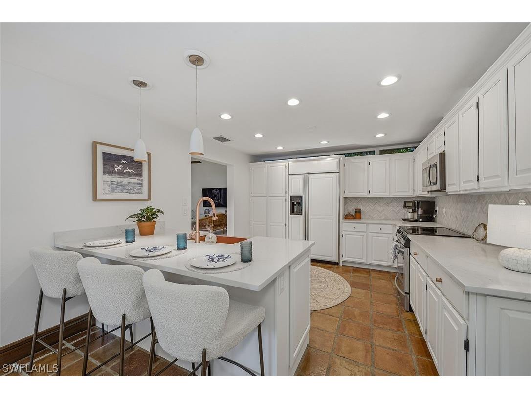 9 Las Brisas Way #10 Naples FL 34108 226006070 image9