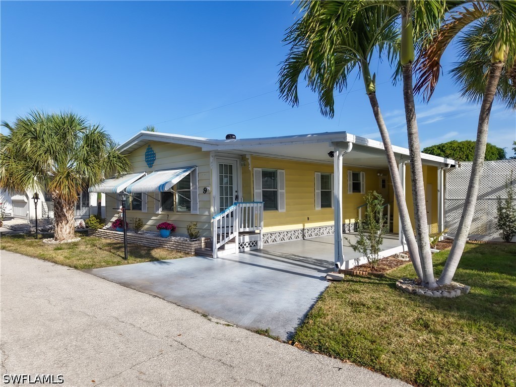 9 Moorhead Manor #9 Naples FL 34112 226014270 image1