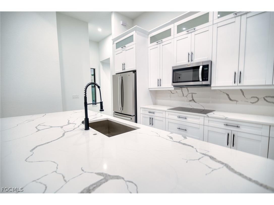 9 NW 12th Place Cape Coral FL 33993 2026006876 image17