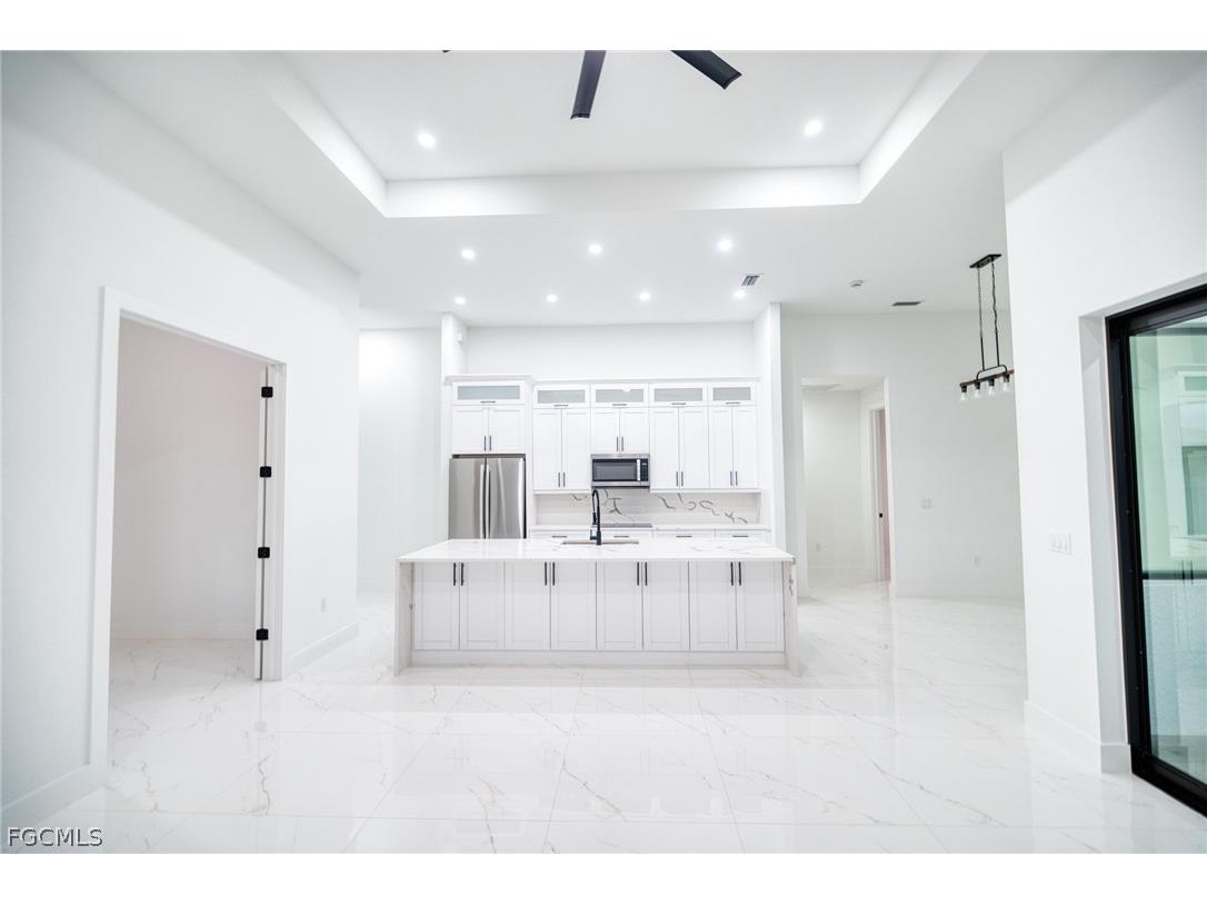 9 NW 12th Place Cape Coral FL 33993 2026006876 image7