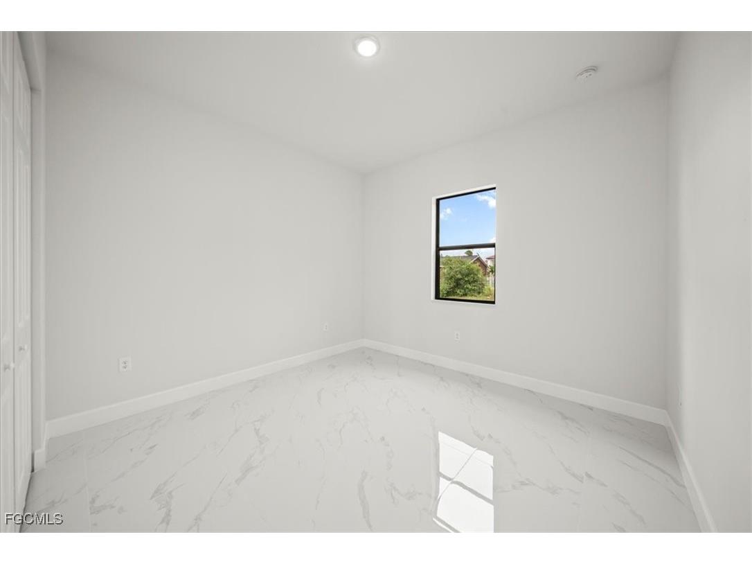 9 NW 14th Place Cape Coral FL 33993 2025022691 image22