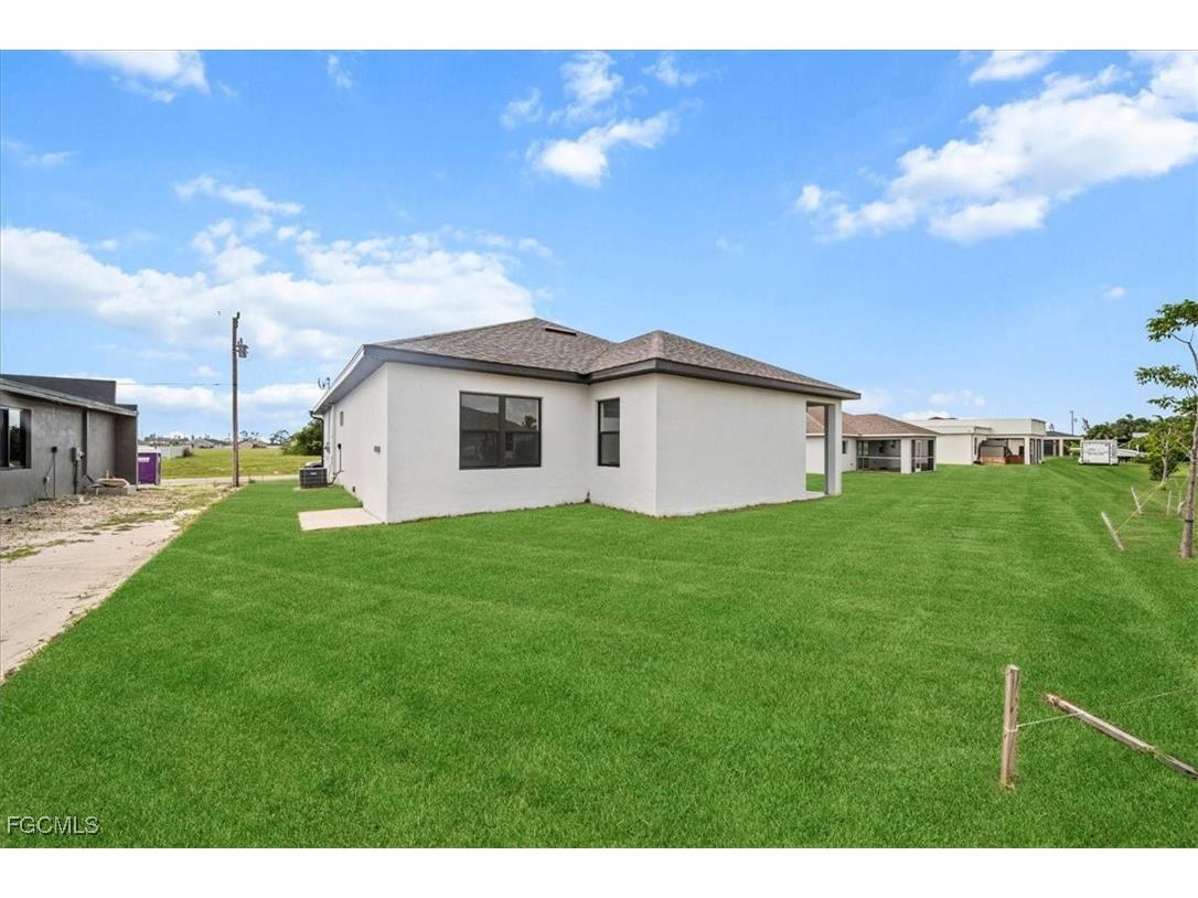 9 NW 14th Place Cape Coral FL 33993 2025022691 image38