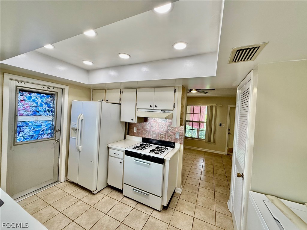 9 Palm Boulevard Lehigh Acres FL 33936 2026009199 image8