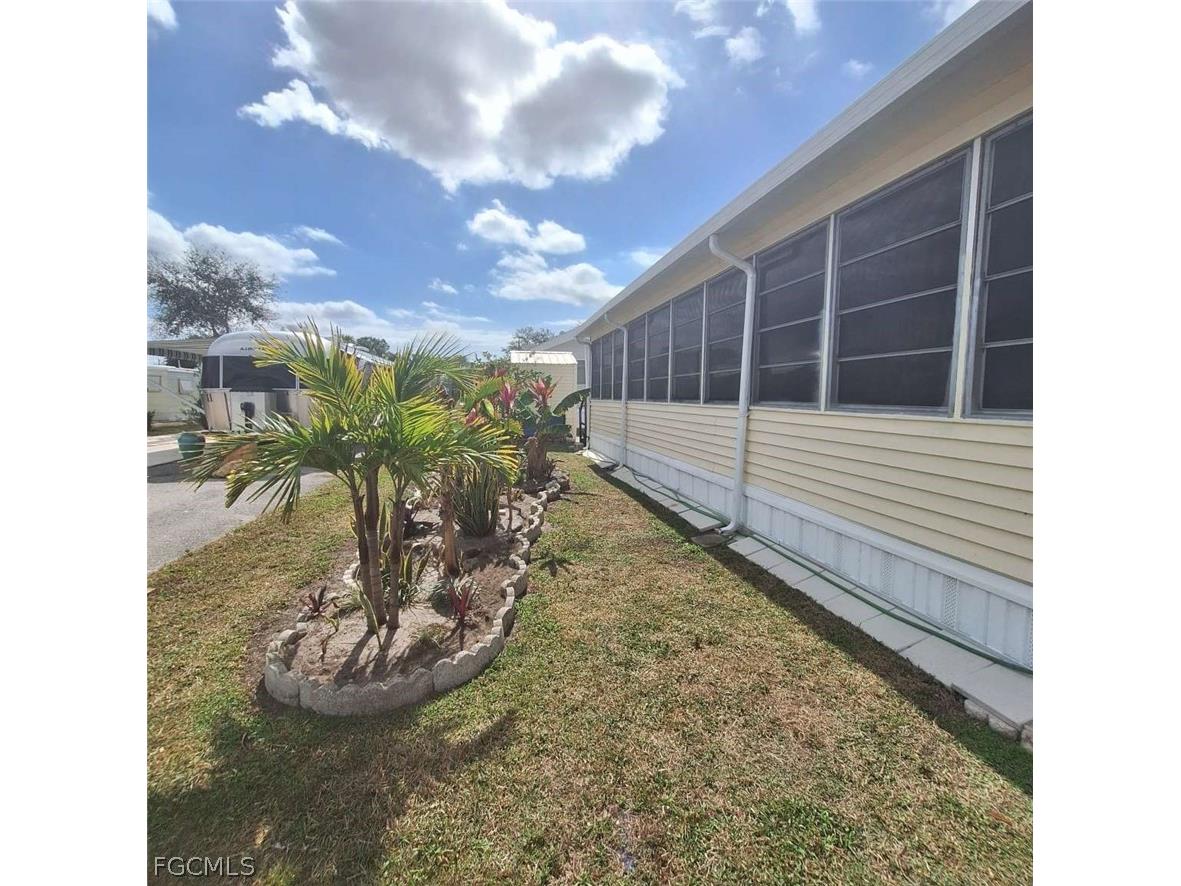 9 Pearl Drive #9P Naples FL 34114 2026011966 image12