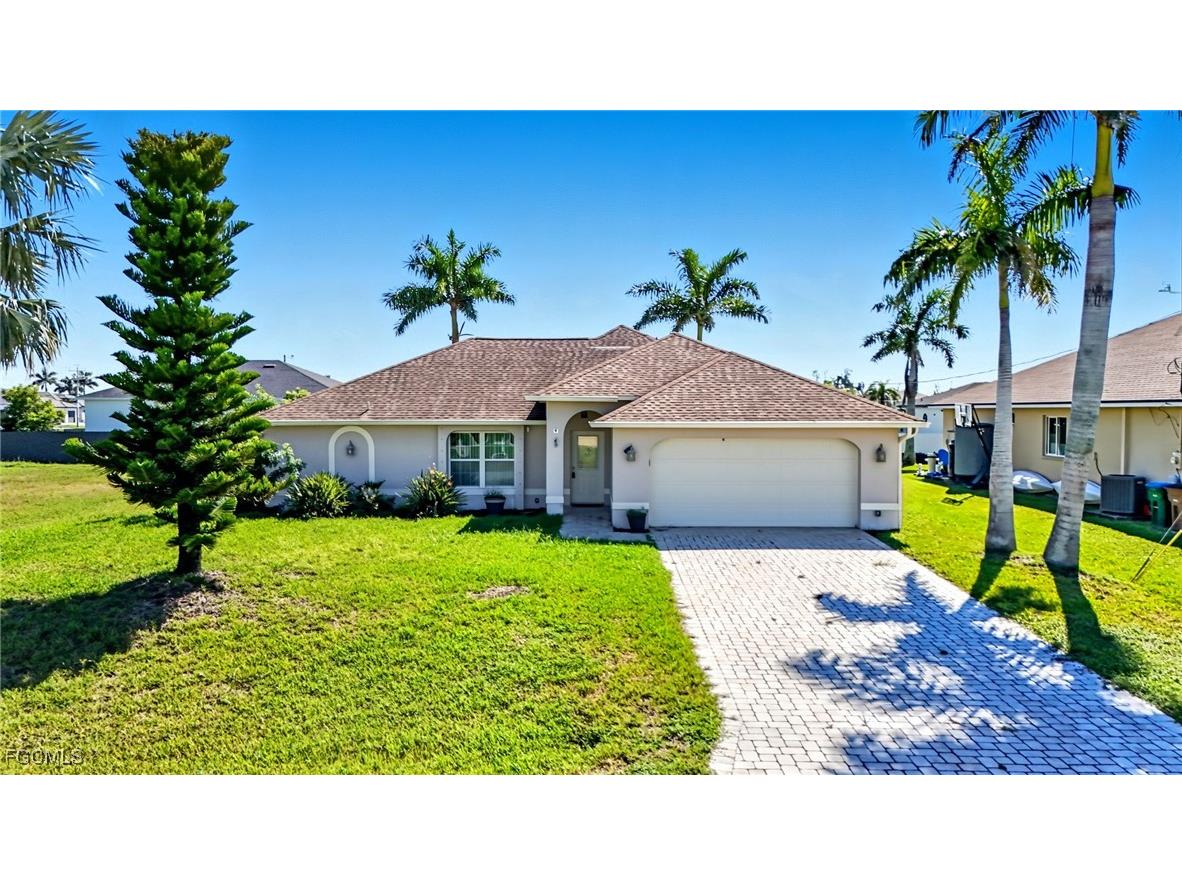 9 SW 37th Place Cape Coral FL 33991 2025010292 image1