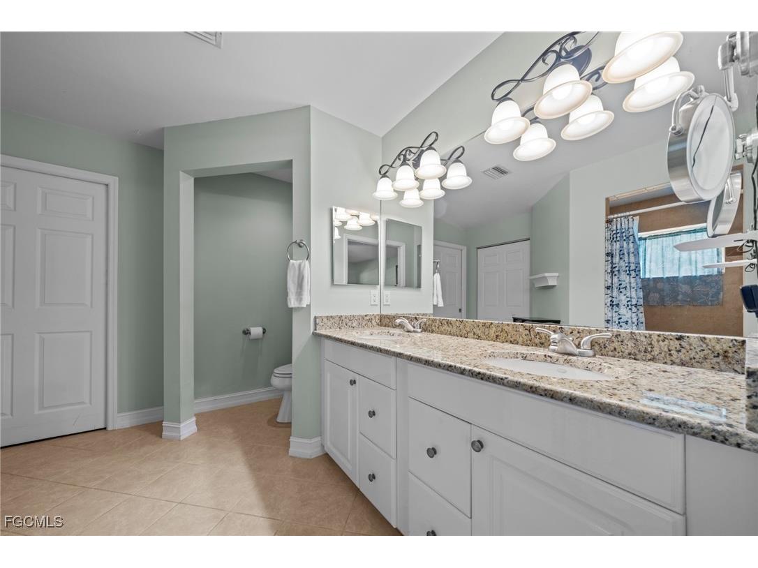 90 24th Avenue NE Naples FL 34120 2025013309 image16