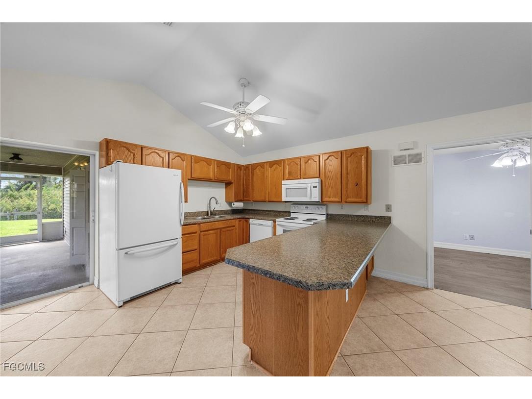 90 24th Avenue NE Naples FL 34120 2025013309 image30