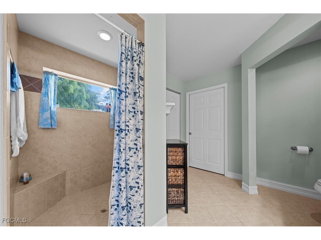 90 24th Avenue NE Naples FL 34120 2025013309 image38