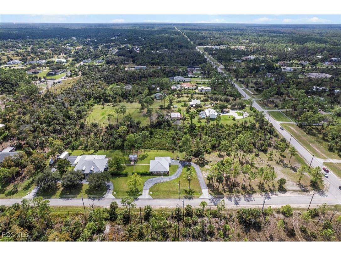 90 24th Avenue NE Naples FL 34120 2025013309 image46