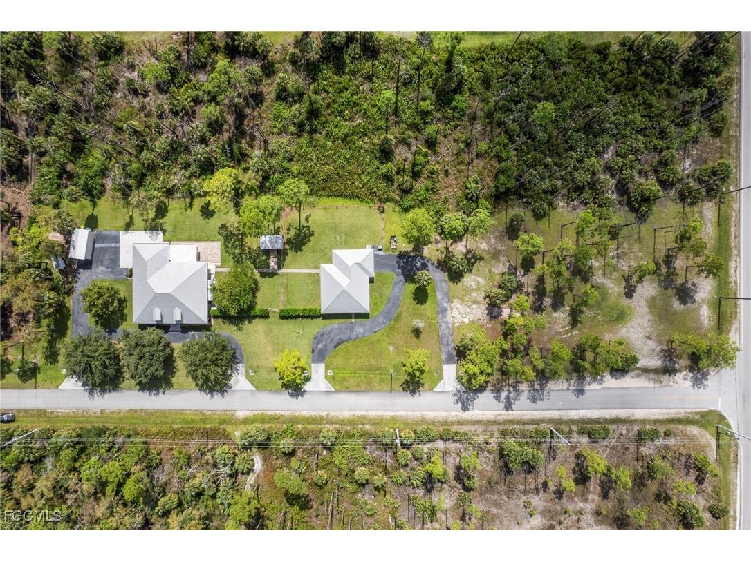 90 24th Avenue NE Naples FL 34120 2025013309 image49