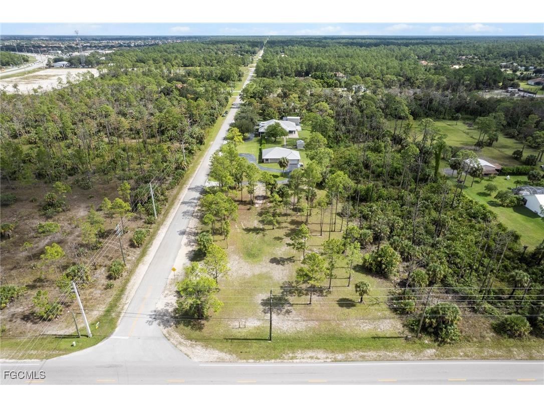 90 24th Avenue NE Naples FL 34120 2025013309 image50