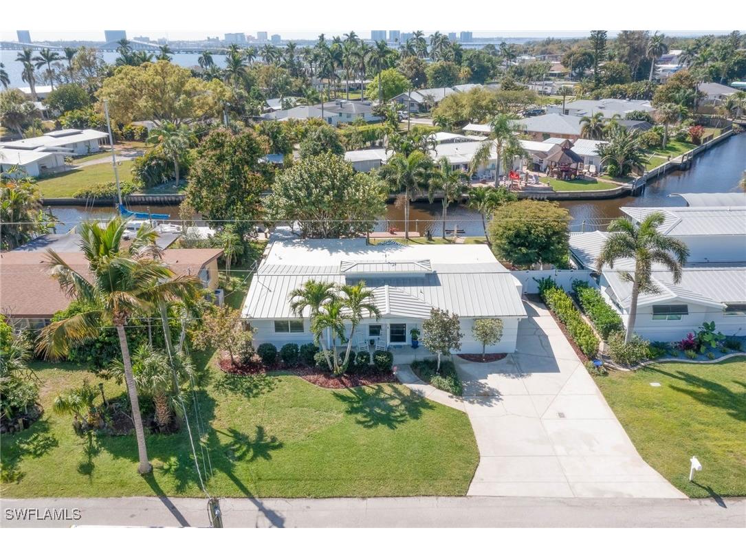 90 Cardinal Drive North Fort Myers FL 33917 225023699 image1