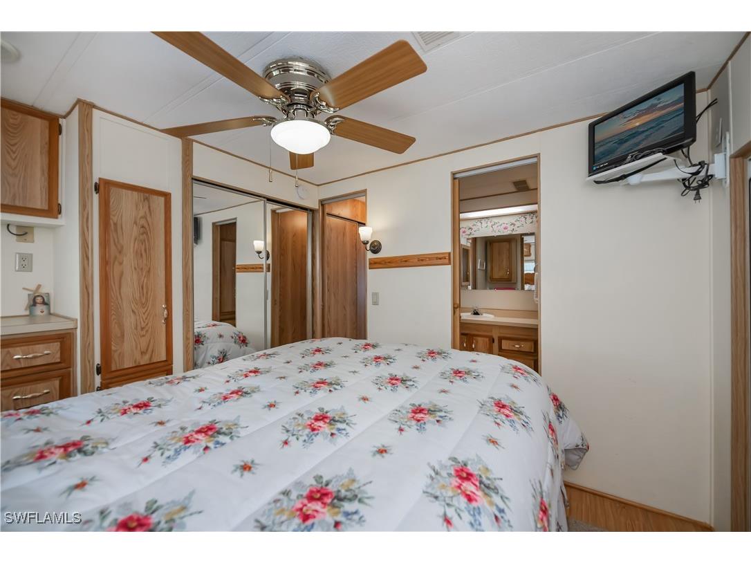 90 Lofty Lane North Fort Myers FL 33903 225043638 image14