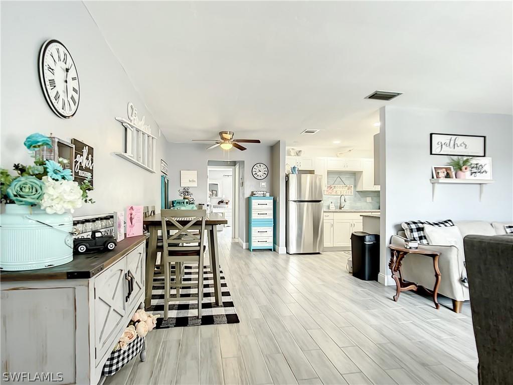 90 Pioneer Court Fort Myers FL 33919 223011424 image1