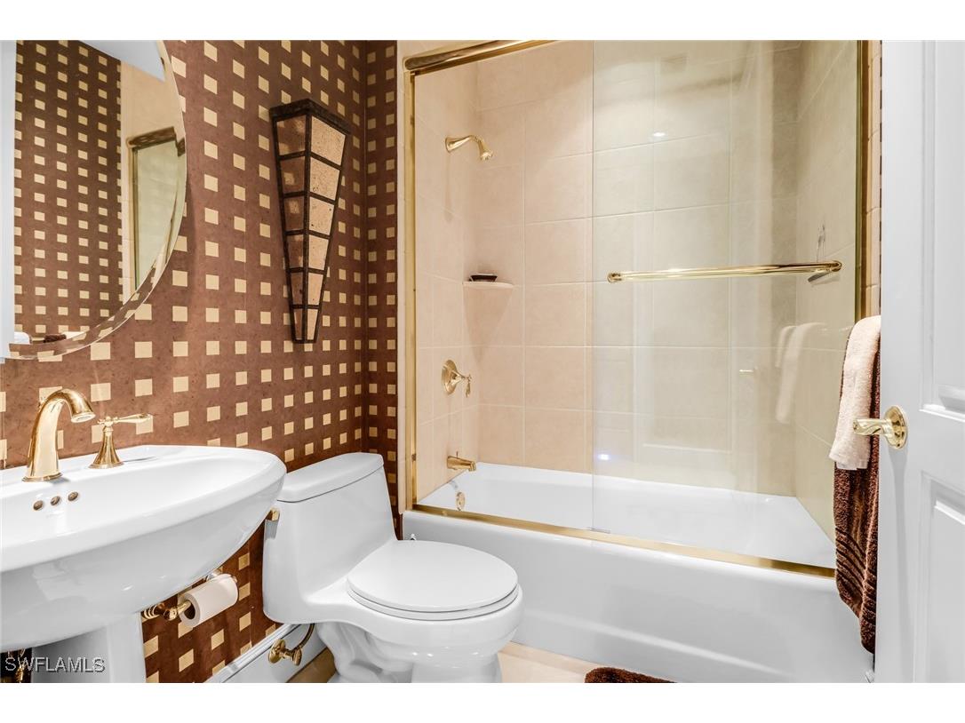 900 5th Avenue S #302 Naples FL 34102 225050705 image11