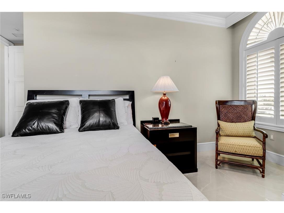 900 5th Avenue S #302 Naples FL 34102 225050705 image15