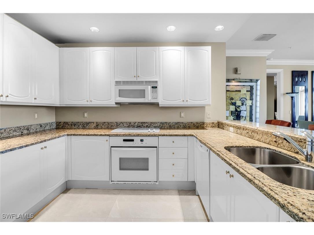 900 5th Avenue S #302 Naples FL 34102 225050705 image9