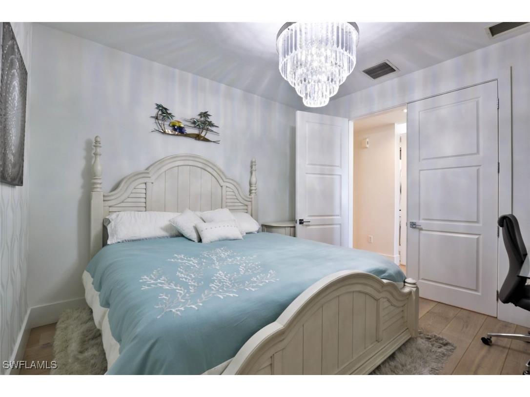 900 5th Avenue S #303 Naples FL 34102 226001313 image12