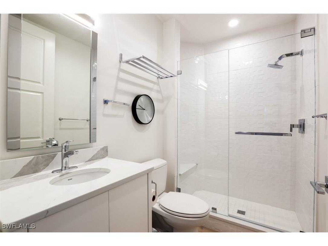 900 5th Avenue S #303 Naples FL 34102 226001313 image13