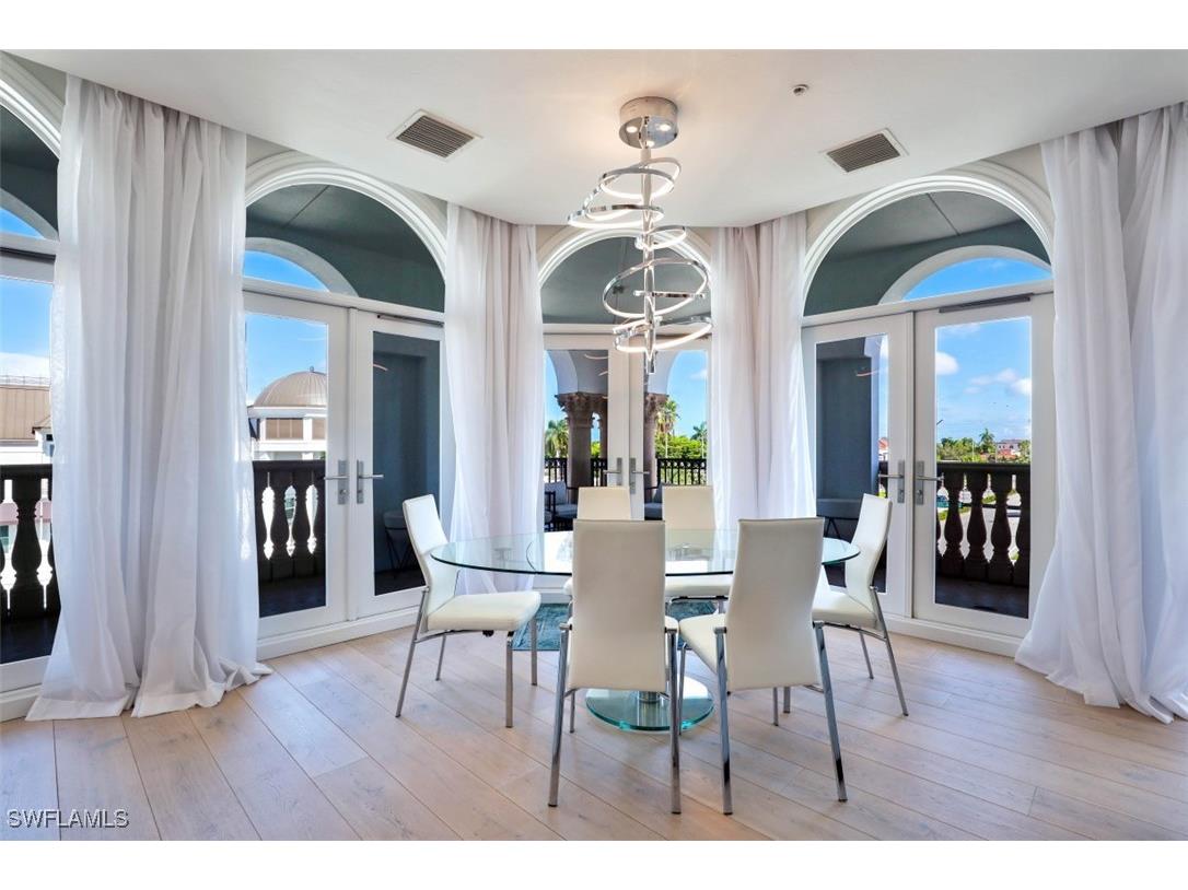 900 5th Avenue S #303 Naples FL 34102 226001313 image6