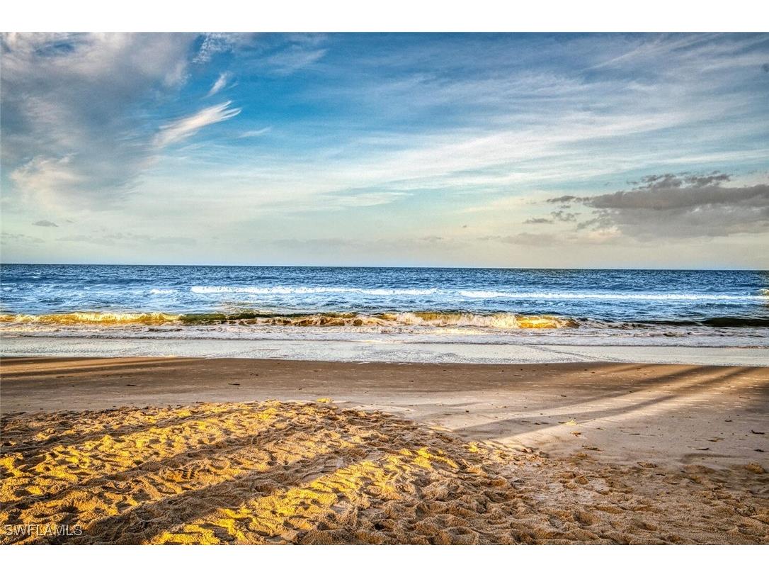 900 8th Avenue S #103 Naples FL 34102 226005185 image2