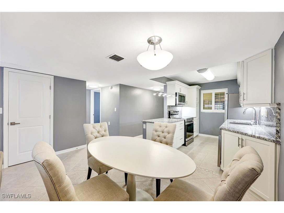 900 8th Avenue S #104 Naples FL 34102 225070089 image6