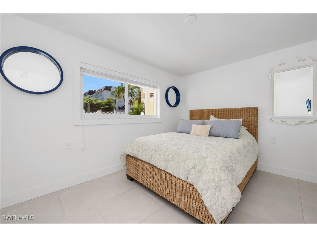 900 8th Avenue S #105 Naples FL 34102 225079247 image16