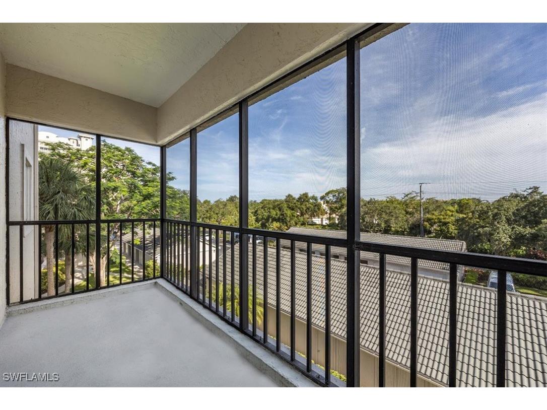 900 Arbor Lake Drive #9-307 Naples FL 34110 225059148 image18