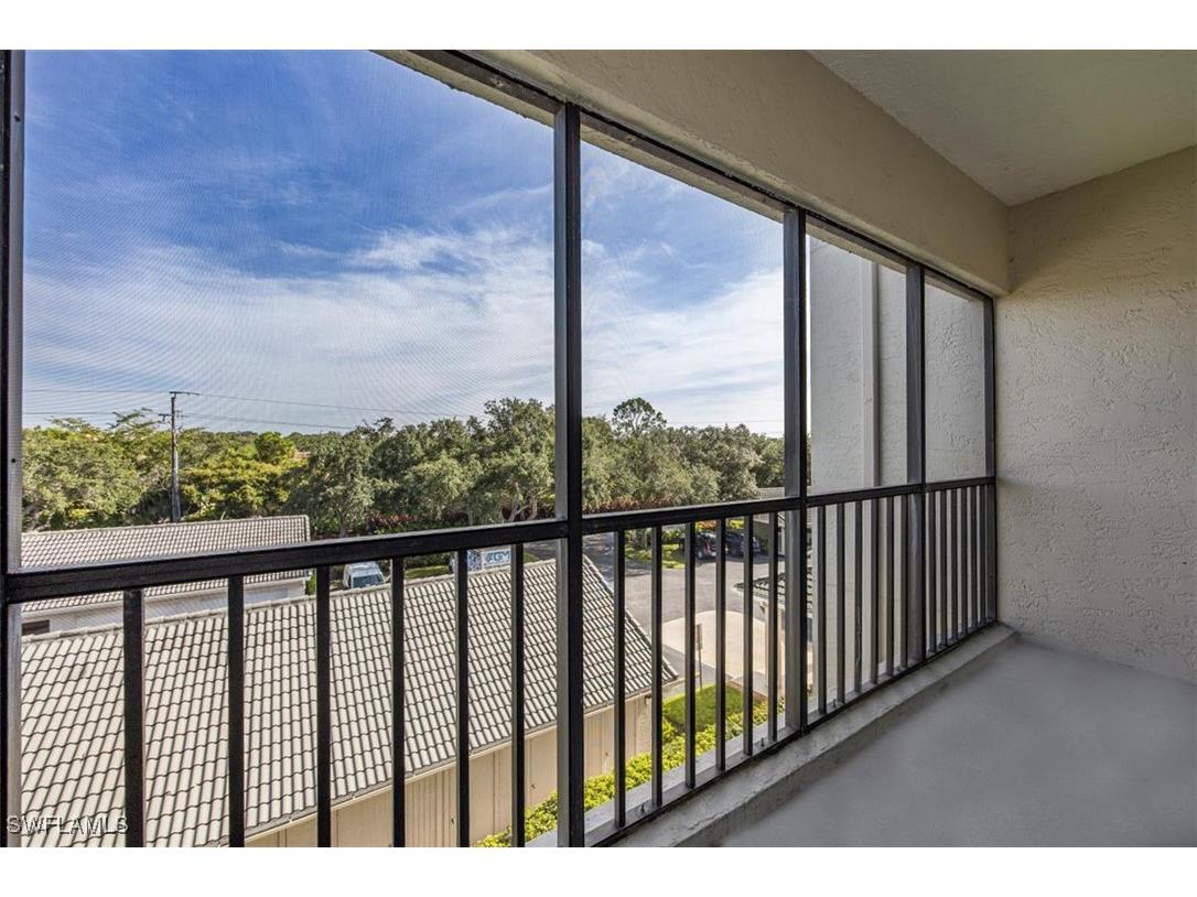 900 Arbor Lake Drive #9-307 Naples FL 34110 225059148 image19