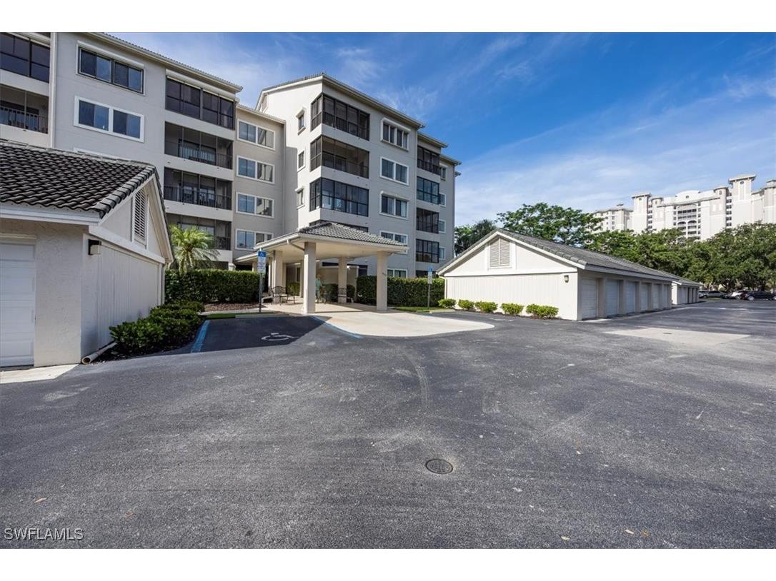 900 Arbor Lake Drive #9-307 Naples FL 34110 225059148 image2