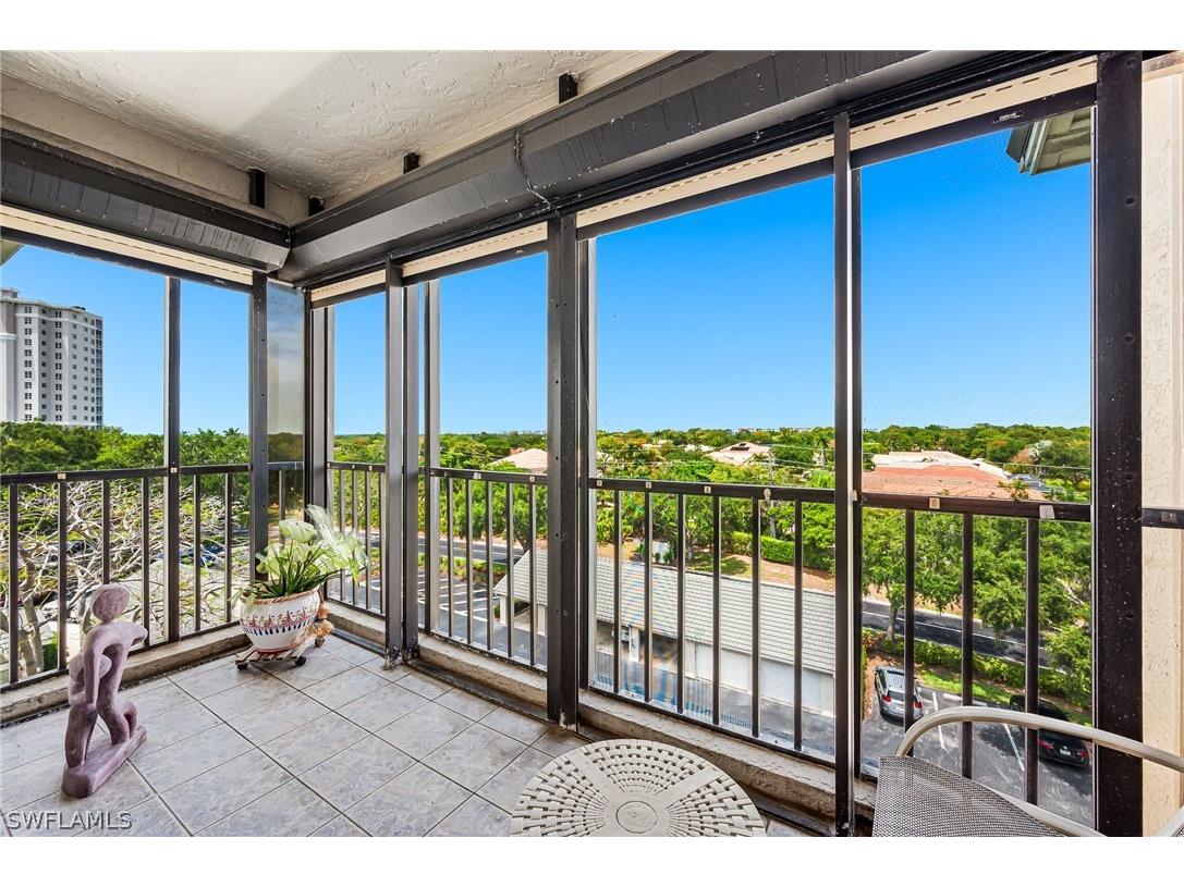 900 Arbor Lake Drive #9-505 Naples FL 34110 226006782 image27
