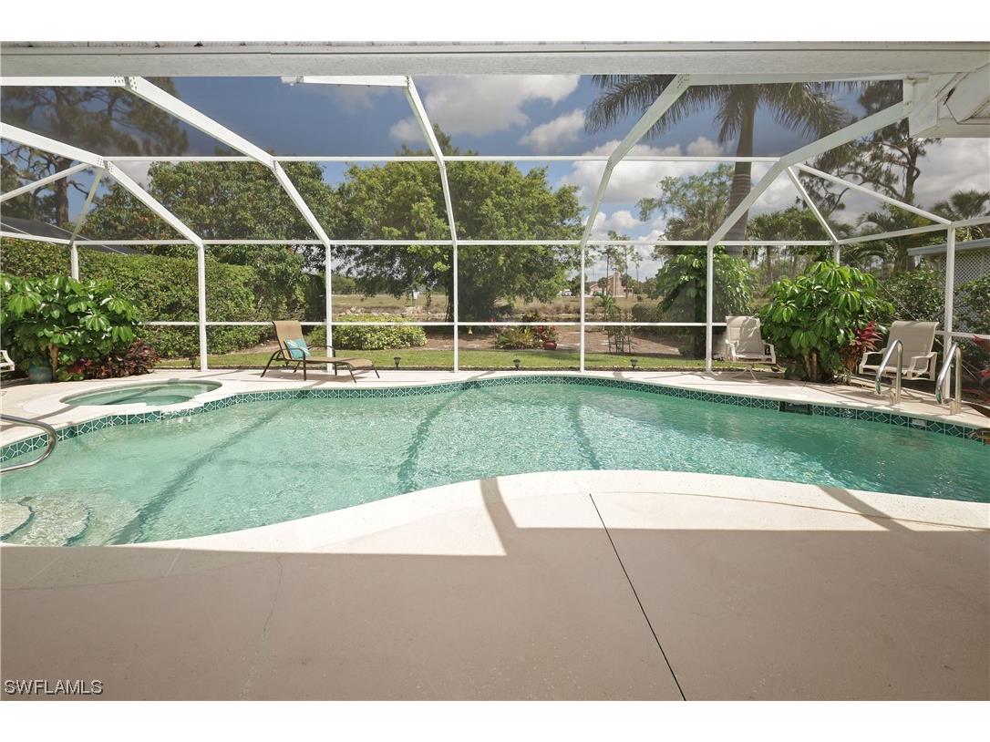 900 Belville Boulevard Naples FL 34104 223028623 image1