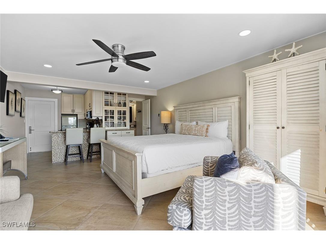 900 Broad Avenue S #110 Naples FL 34102 226002000 image20