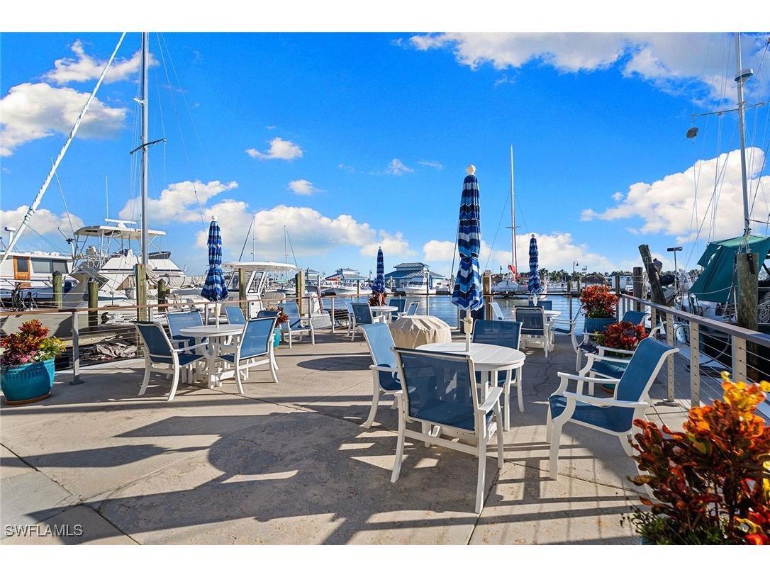 900 Broad Avenue S #110 Naples FL 34102 226002000 image30