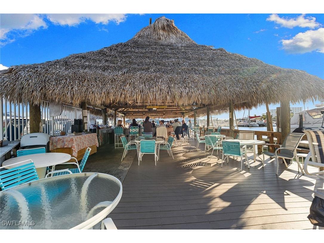 900 Broad Avenue S #110 Naples FL 34102 226002000 image32