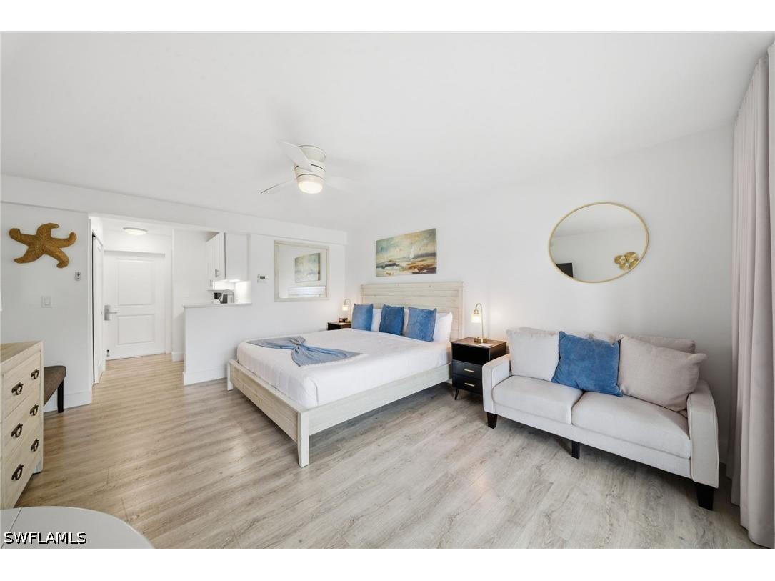 900 Broad Avenue S #117 Naples FL 34102 226019629 image25