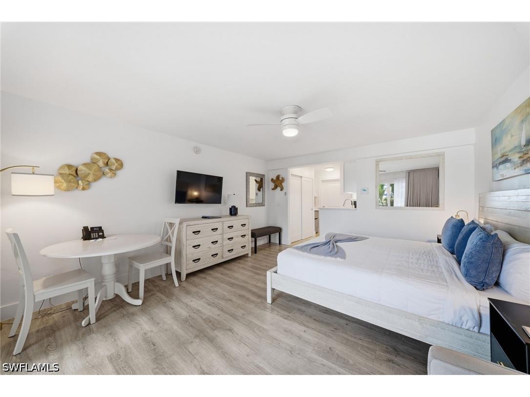 900 Broad Avenue S #117 Naples FL 34102 226019629 image26