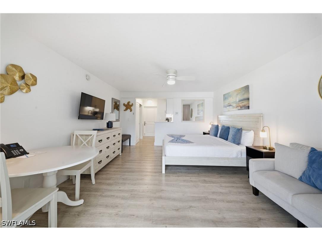 900 Broad Avenue S #117 Naples FL 34102 226019629 image27