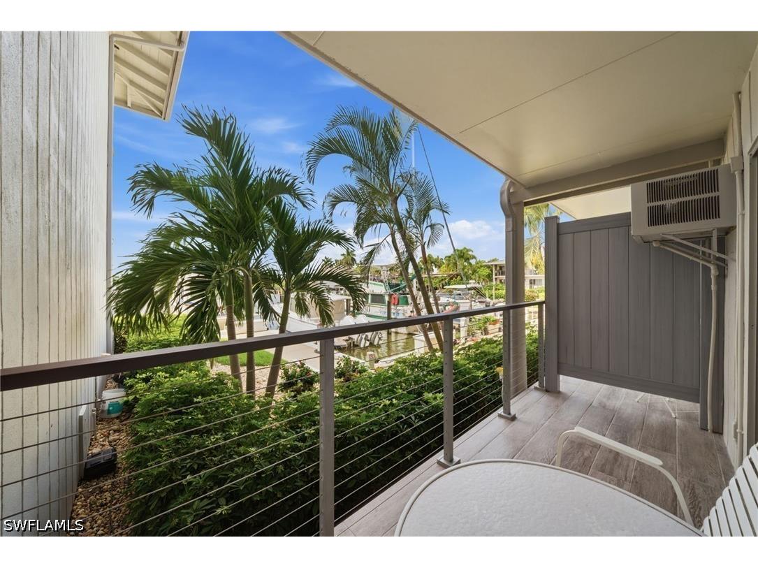 900 Broad Avenue S #117 Naples FL 34102 226019629 image3