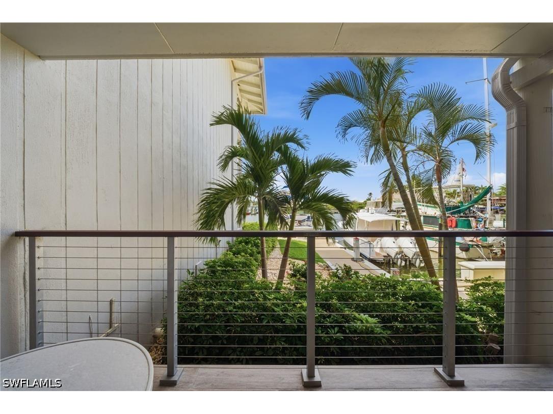 900 Broad Avenue S #117 Naples FL 34102 226019629 image32